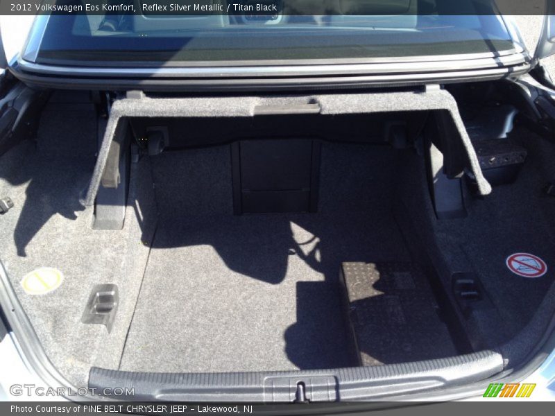 Reflex Silver Metallic / Titan Black 2012 Volkswagen Eos Komfort