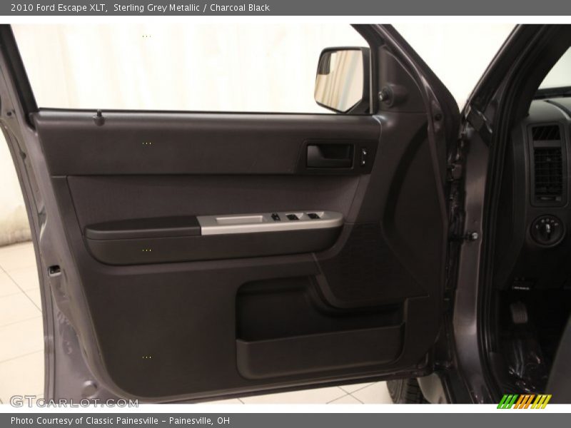 Door Panel of 2010 Escape XLT