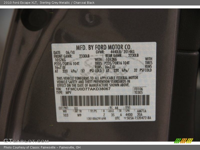 Sterling Grey Metallic / Charcoal Black 2010 Ford Escape XLT