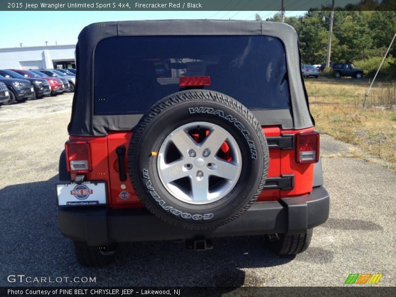Firecracker Red / Black 2015 Jeep Wrangler Unlimited Sport S 4x4