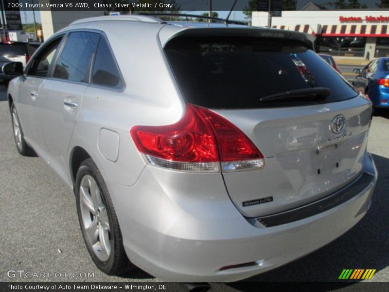 Classic Silver Metallic / Gray 2009 Toyota Venza V6 AWD