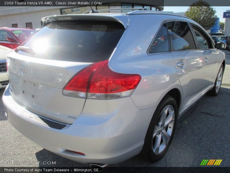 Classic Silver Metallic / Gray 2009 Toyota Venza V6 AWD
