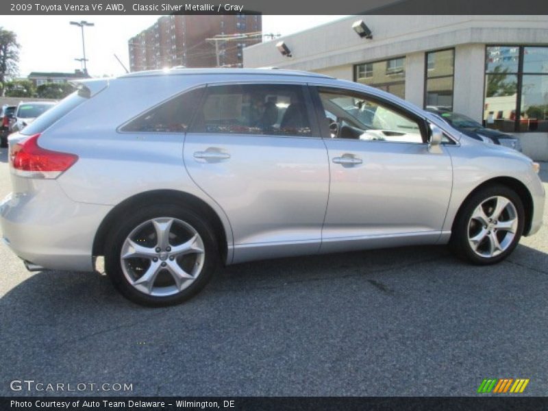 Classic Silver Metallic / Gray 2009 Toyota Venza V6 AWD