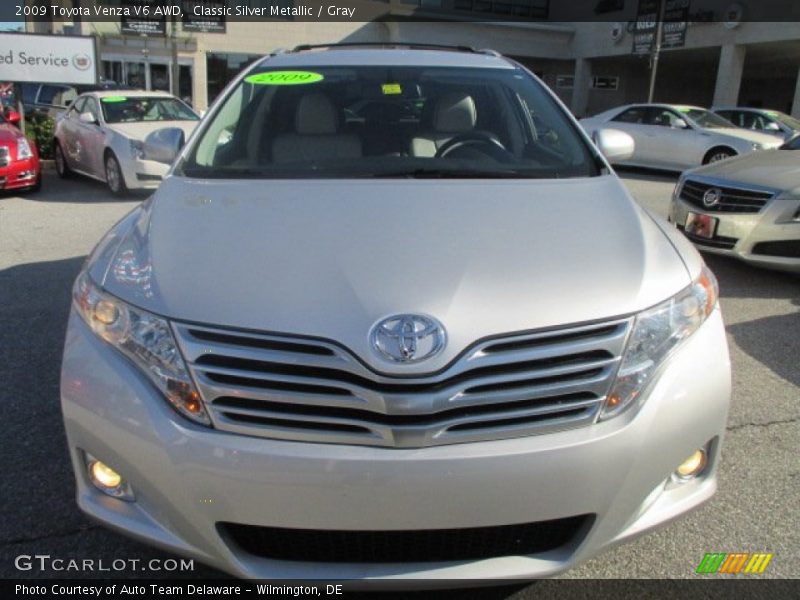 Classic Silver Metallic / Gray 2009 Toyota Venza V6 AWD