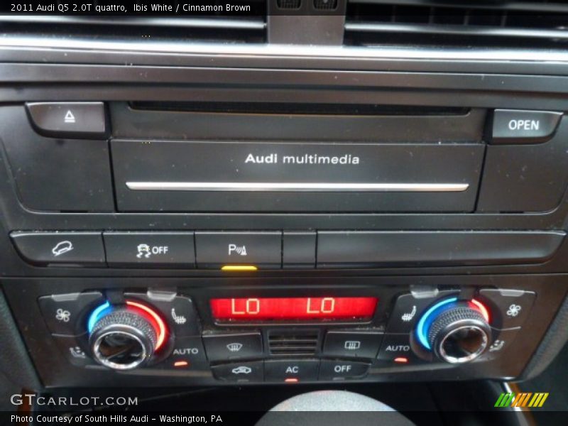 Ibis White / Cinnamon Brown 2011 Audi Q5 2.0T quattro
