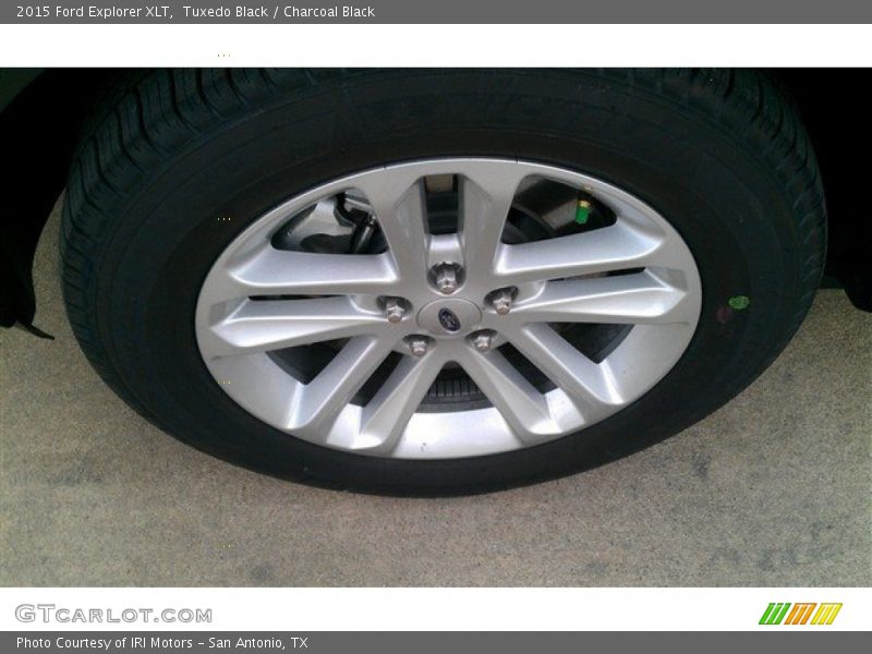 Tuxedo Black / Charcoal Black 2015 Ford Explorer XLT