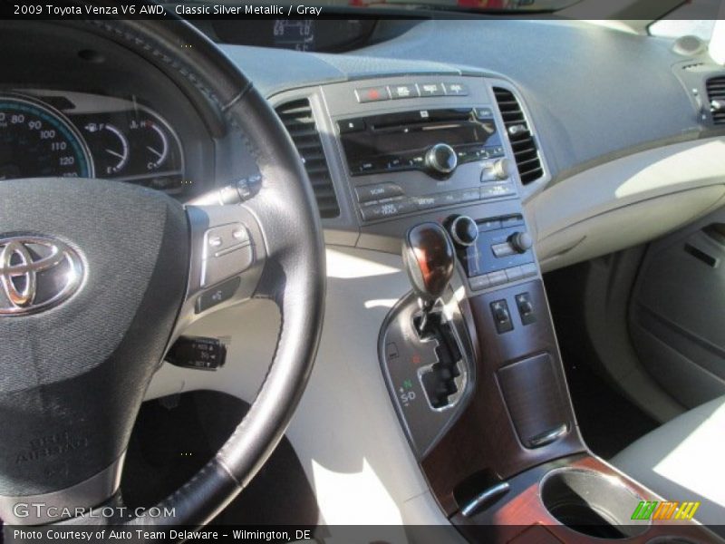 Classic Silver Metallic / Gray 2009 Toyota Venza V6 AWD