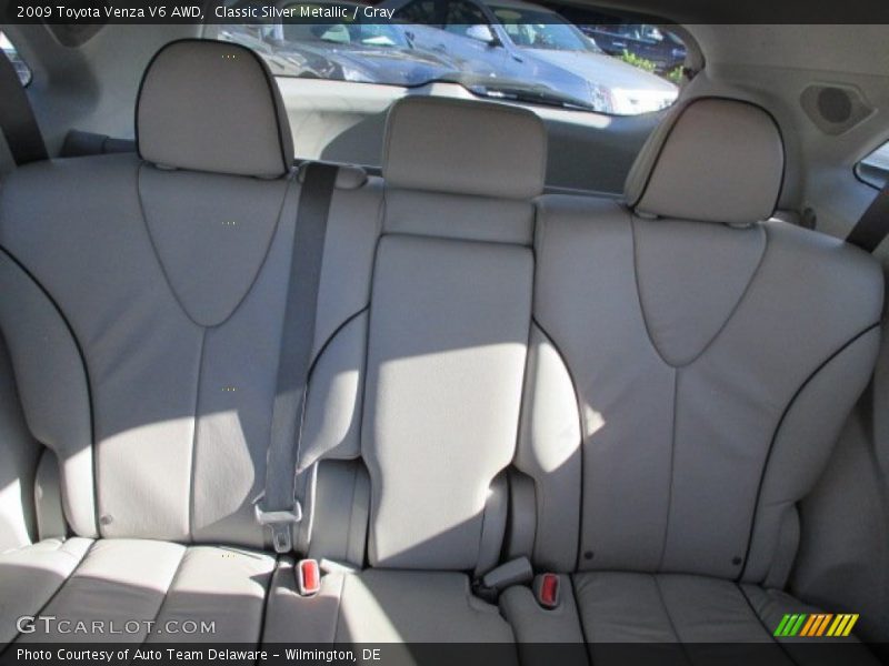 Classic Silver Metallic / Gray 2009 Toyota Venza V6 AWD