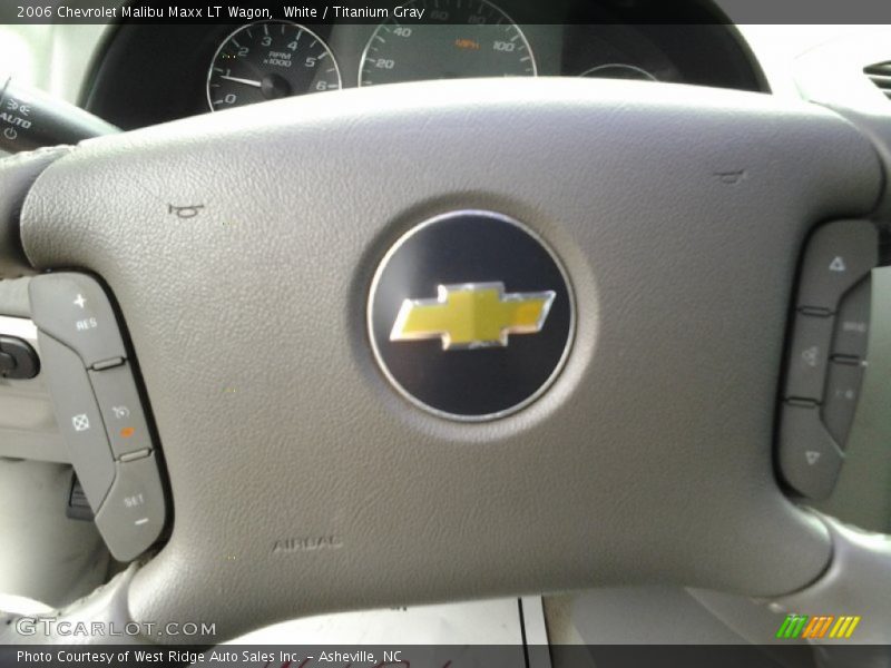 White / Titanium Gray 2006 Chevrolet Malibu Maxx LT Wagon