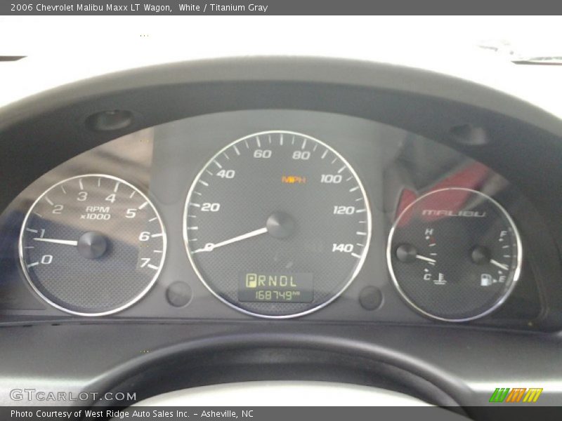 White / Titanium Gray 2006 Chevrolet Malibu Maxx LT Wagon