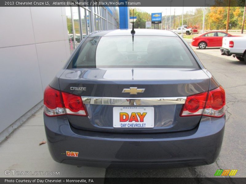 Atlantis Blue Metallic / Jet Black/Medium Titanium 2013 Chevrolet Cruze LS
