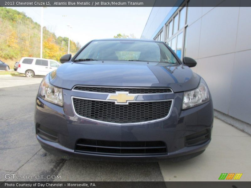 Atlantis Blue Metallic / Jet Black/Medium Titanium 2013 Chevrolet Cruze LS