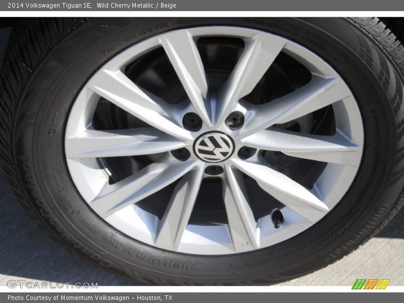 Wild Cherry Metallic / Beige 2014 Volkswagen Tiguan SE