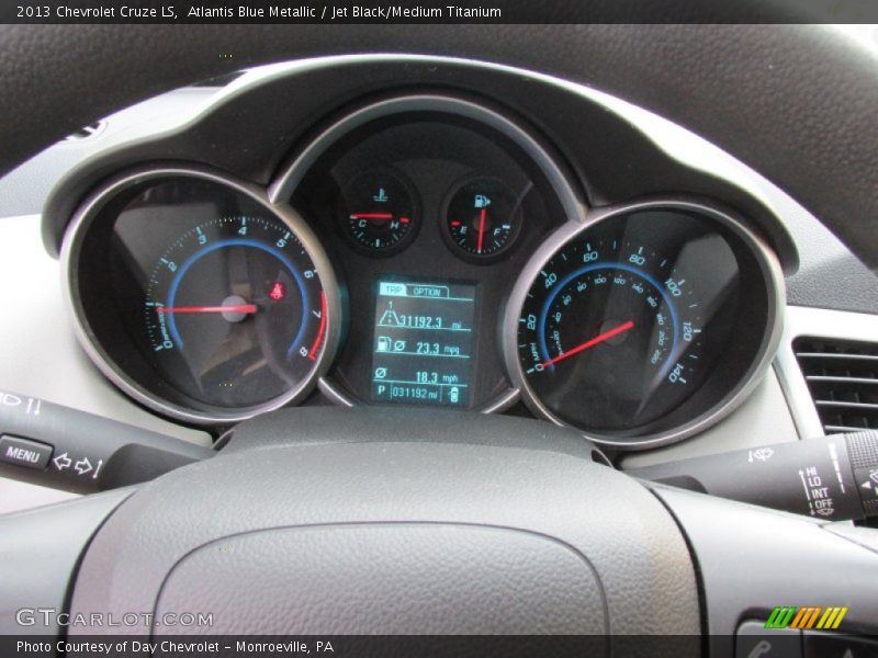 Atlantis Blue Metallic / Jet Black/Medium Titanium 2013 Chevrolet Cruze LS