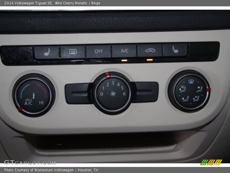 Wild Cherry Metallic / Beige 2014 Volkswagen Tiguan SE