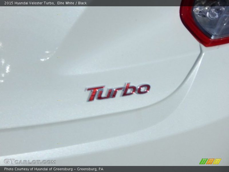 Elite White / Black 2015 Hyundai Veloster Turbo