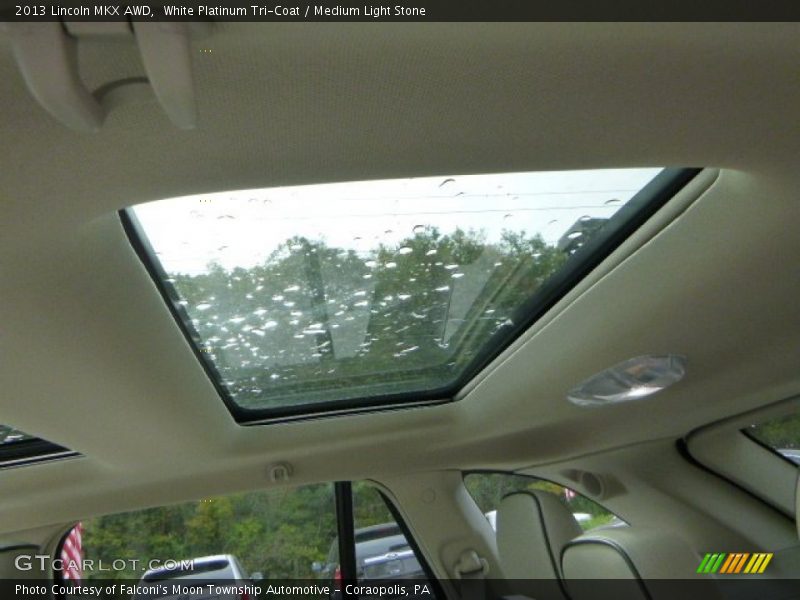 White Platinum Tri-Coat / Medium Light Stone 2013 Lincoln MKX AWD