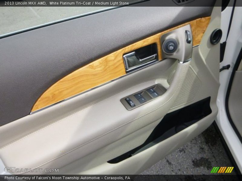 White Platinum Tri-Coat / Medium Light Stone 2013 Lincoln MKX AWD