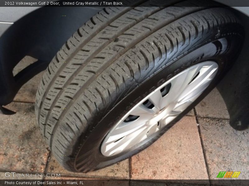 United Gray Metallic / Titan Black 2012 Volkswagen Golf 2 Door