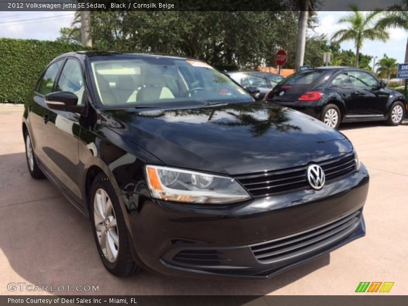 Black / Cornsilk Beige 2012 Volkswagen Jetta SE Sedan