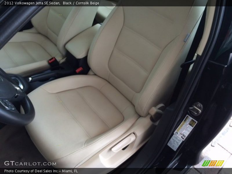Black / Cornsilk Beige 2012 Volkswagen Jetta SE Sedan