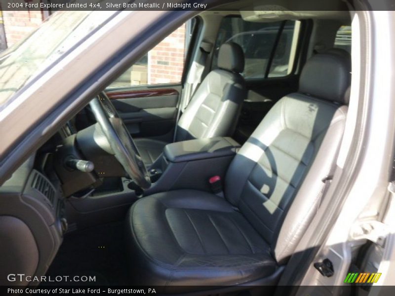 Silver Birch Metallic / Midnight Grey 2004 Ford Explorer Limited 4x4