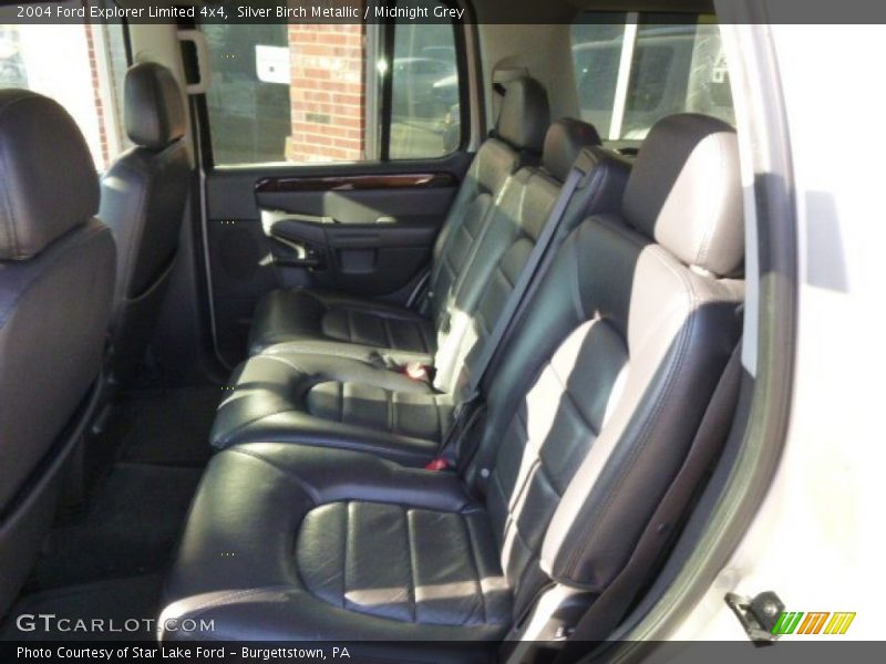 Silver Birch Metallic / Midnight Grey 2004 Ford Explorer Limited 4x4