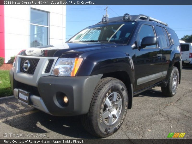 Super Black / Pro 4X Gray/Red 2011 Nissan Xterra Pro-4X 4x4