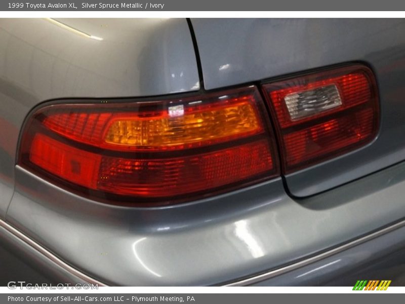 Silver Spruce Metallic / Ivory 1999 Toyota Avalon XL