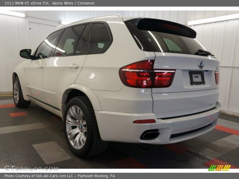 Alpine White / Cinnamon 2011 BMW X5 xDrive 50i