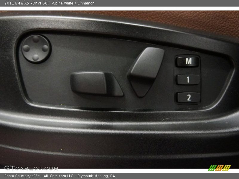 Alpine White / Cinnamon 2011 BMW X5 xDrive 50i