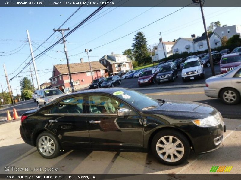 Tuxedo Black Metallic / Dark Charcoal 2011 Lincoln MKZ FWD