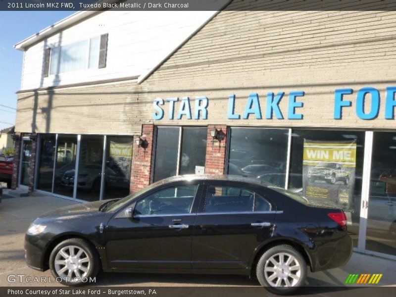 Tuxedo Black Metallic / Dark Charcoal 2011 Lincoln MKZ FWD
