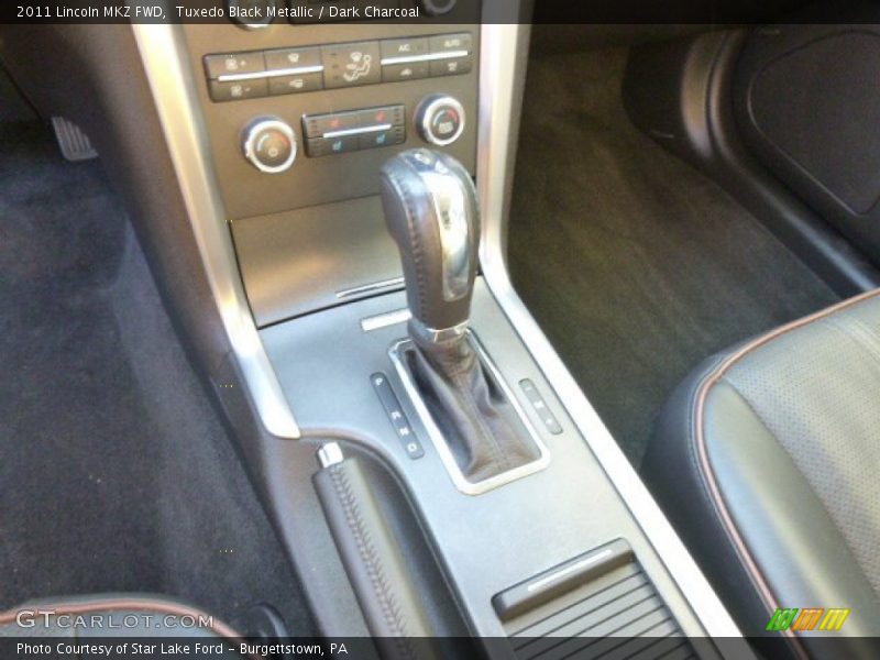 Tuxedo Black Metallic / Dark Charcoal 2011 Lincoln MKZ FWD
