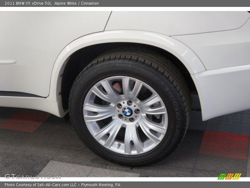 Alpine White / Cinnamon 2011 BMW X5 xDrive 50i