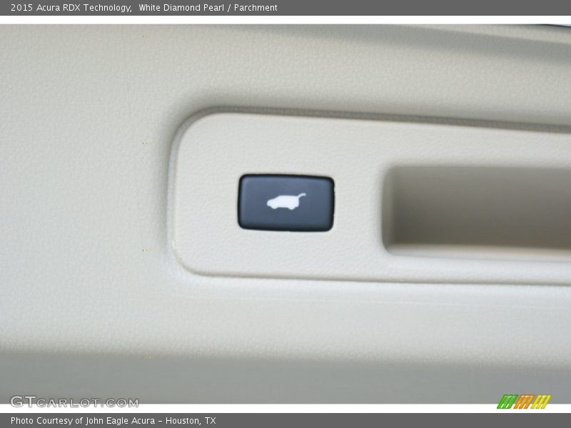 White Diamond Pearl / Parchment 2015 Acura RDX Technology