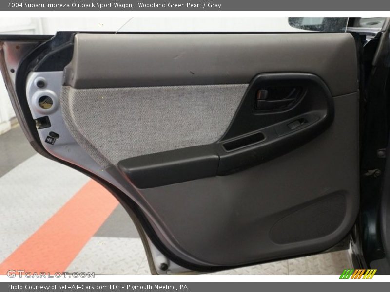 Woodland Green Pearl / Gray 2004 Subaru Impreza Outback Sport Wagon