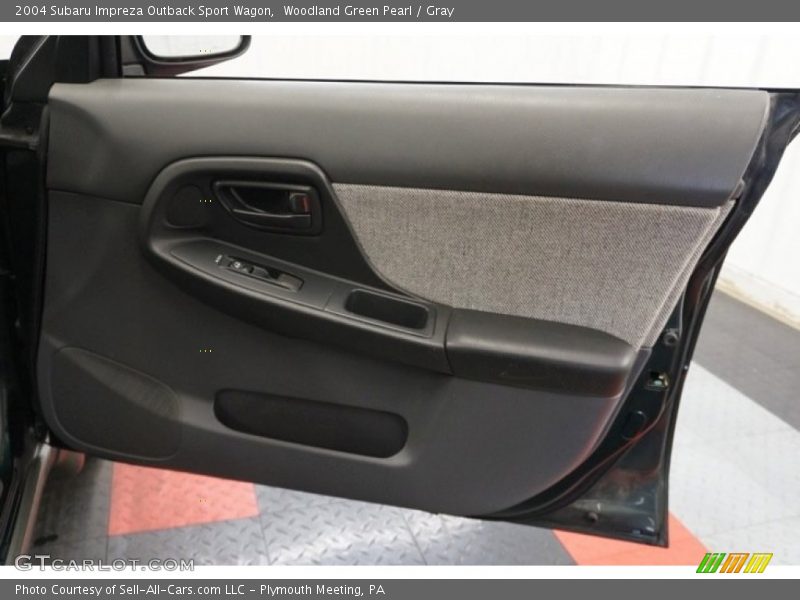 Woodland Green Pearl / Gray 2004 Subaru Impreza Outback Sport Wagon