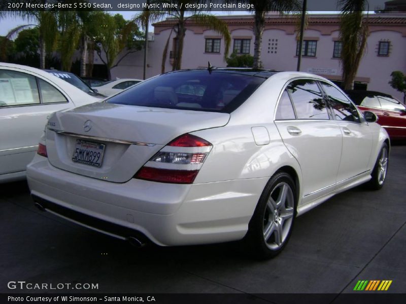 designo Mystic White / designo Porcelain Beige 2007 Mercedes-Benz S 550 Sedan