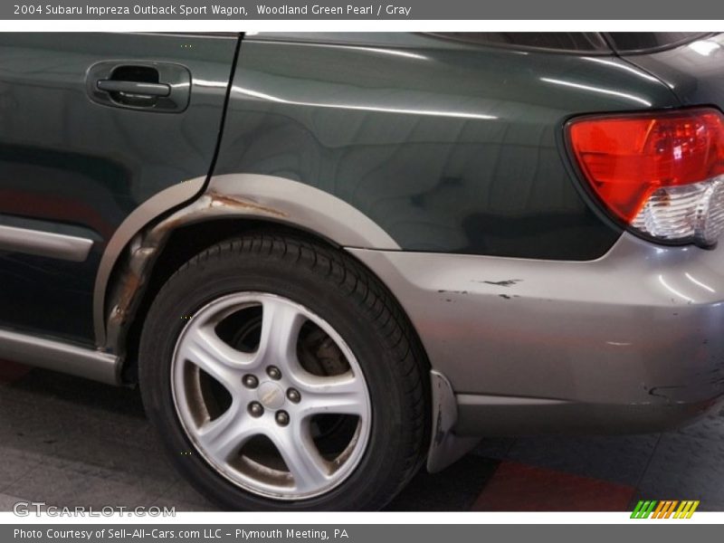Woodland Green Pearl / Gray 2004 Subaru Impreza Outback Sport Wagon