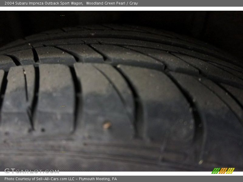 Woodland Green Pearl / Gray 2004 Subaru Impreza Outback Sport Wagon