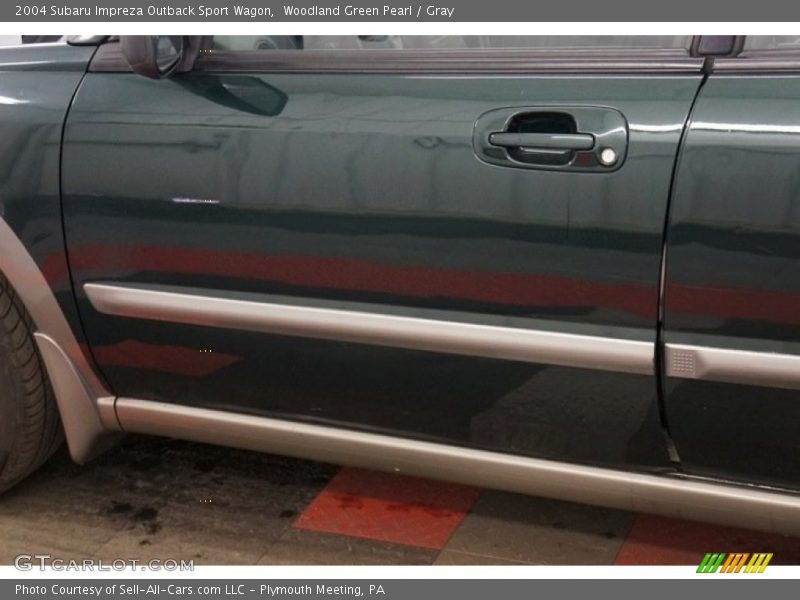 Woodland Green Pearl / Gray 2004 Subaru Impreza Outback Sport Wagon