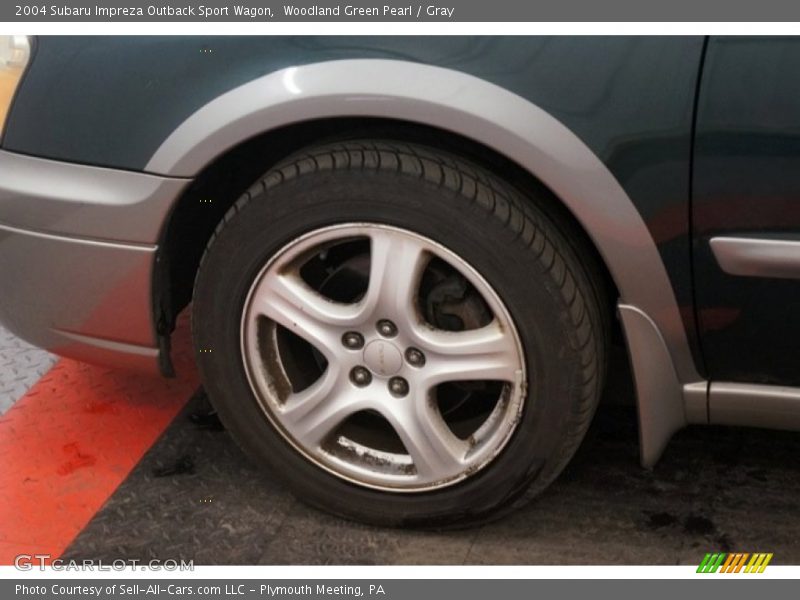 Woodland Green Pearl / Gray 2004 Subaru Impreza Outback Sport Wagon
