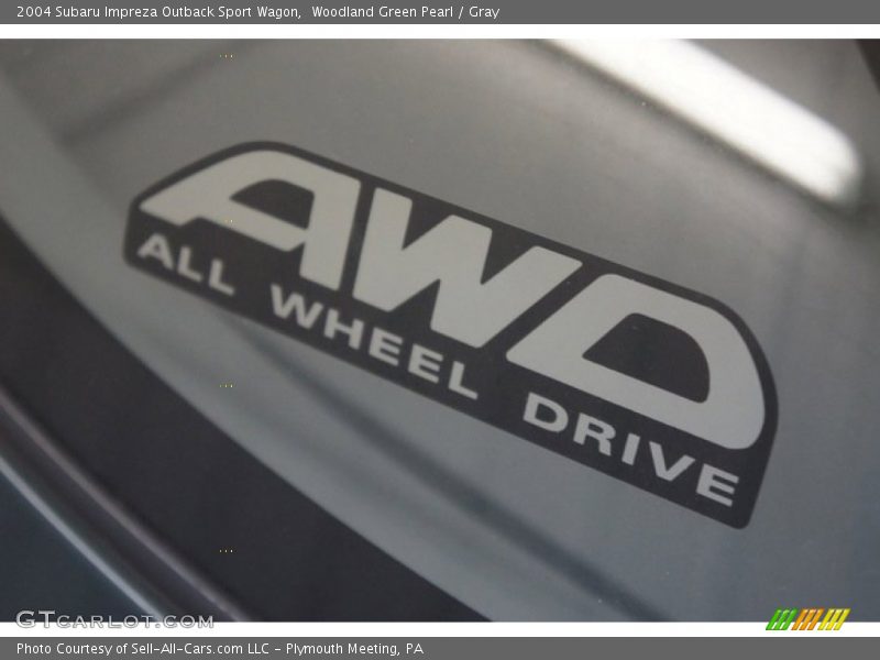 Woodland Green Pearl / Gray 2004 Subaru Impreza Outback Sport Wagon