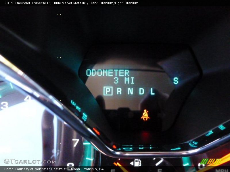 Blue Velvet Metallic / Dark Titanium/Light Titanium 2015 Chevrolet Traverse LS