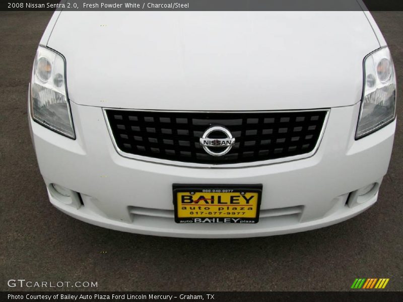 Fresh Powder White / Charcoal/Steel 2008 Nissan Sentra 2.0