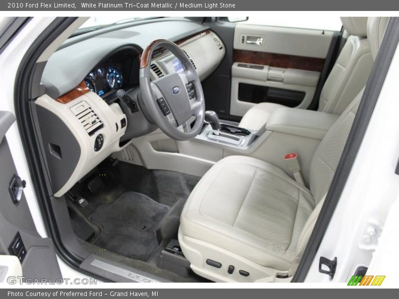 White Platinum Tri-Coat Metallic / Medium Light Stone 2010 Ford Flex Limited