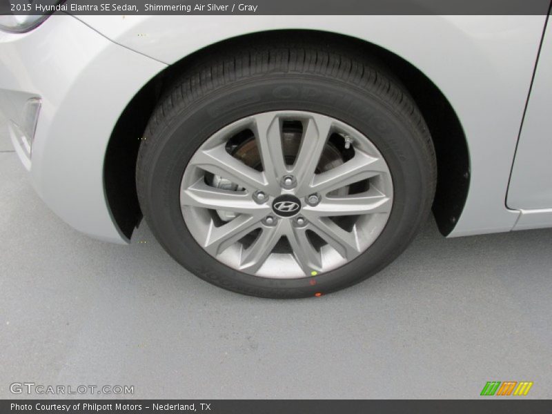 Shimmering Air Silver / Gray 2015 Hyundai Elantra SE Sedan