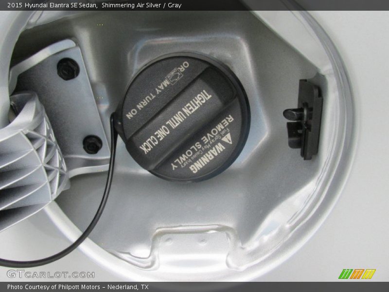 Shimmering Air Silver / Gray 2015 Hyundai Elantra SE Sedan