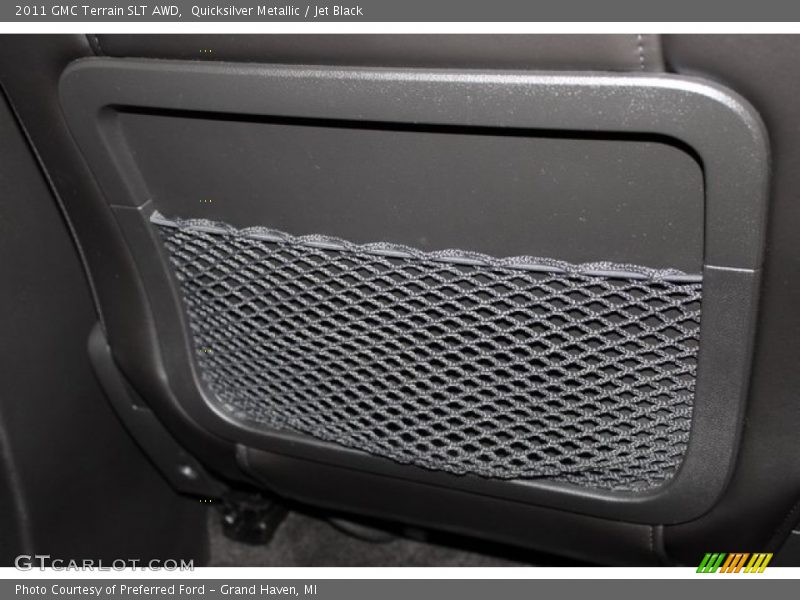 Quicksilver Metallic / Jet Black 2011 GMC Terrain SLT AWD